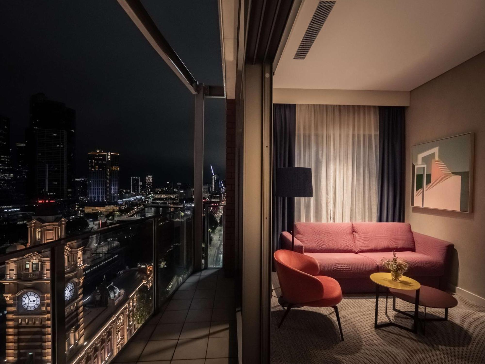 Hotel Doubletree By Hilton Melburne Exterior foto